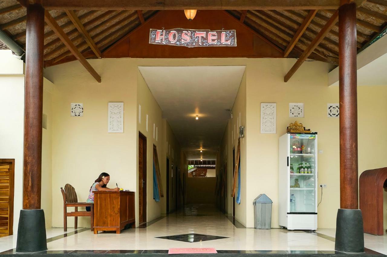 Hostel Nusa Penida Esterno foto